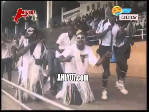 مسخرة وكوميديا وعلامات بالذبح في احتفالات جماهير النادي الذي سيلاقي الاهلي ـ الجيش الرواندي