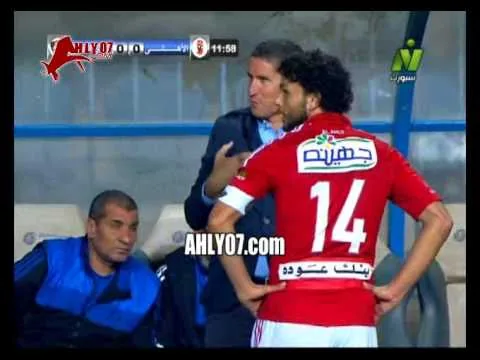 كوميديا لاعب الجيش الرواندي يتجسس على تعليمات جاريدو لغالي