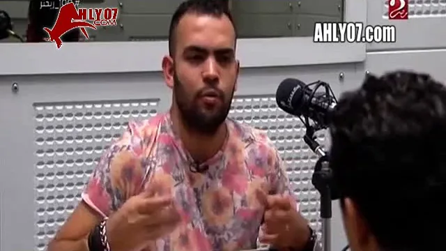 مسخرة وكوميديا قاتلة مقلب في خالد الغندور 100 ريختر