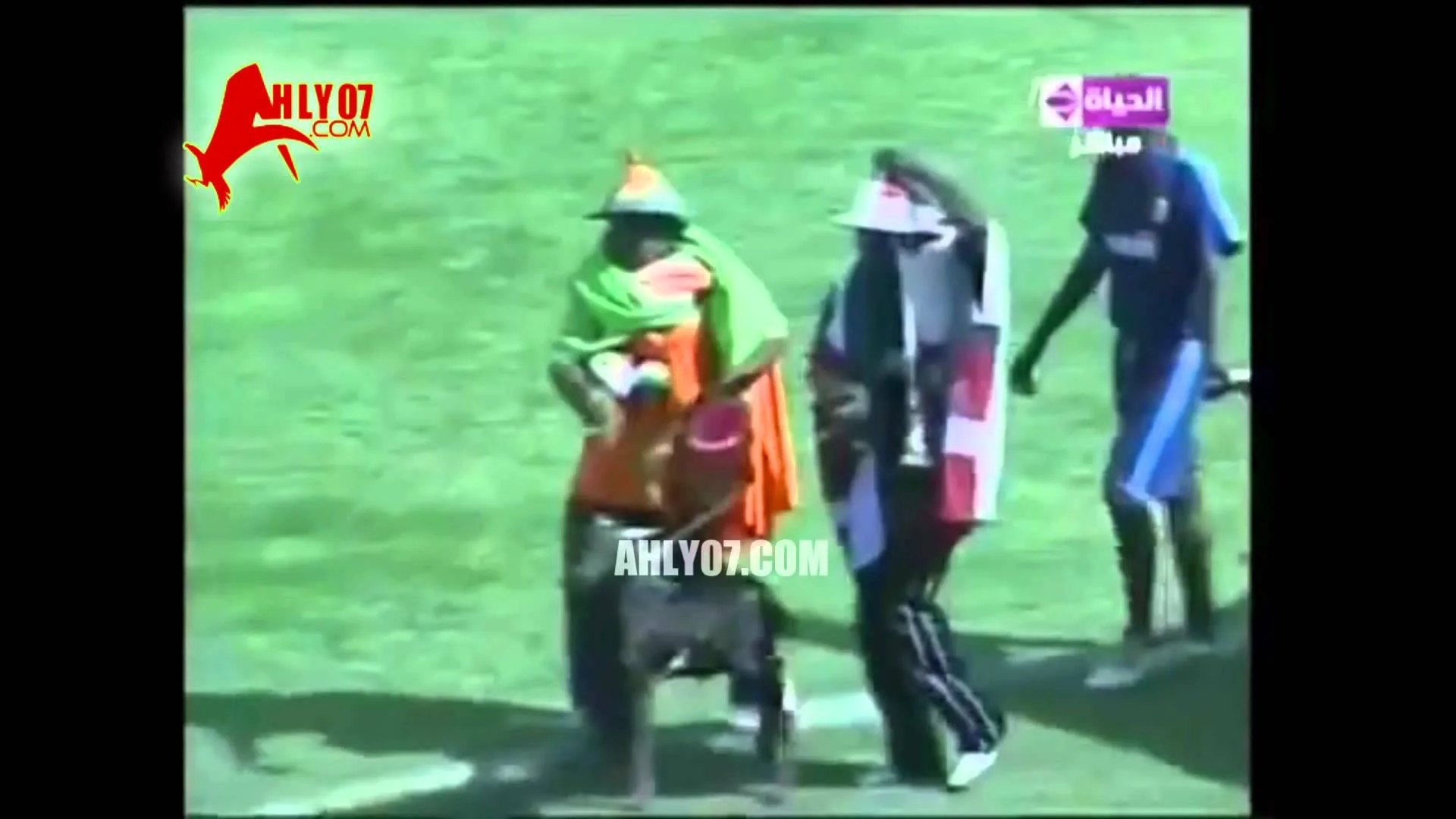 منتخب النيجر يصطحب ماعز للتبارك بها قبل مواجهة مصر في 10 أكتوبر 2010