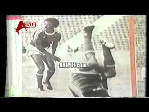 شاهد بالفيديو والصور الاصابات والعنف ضد محمود الخطيب في مشواره بالملاعب