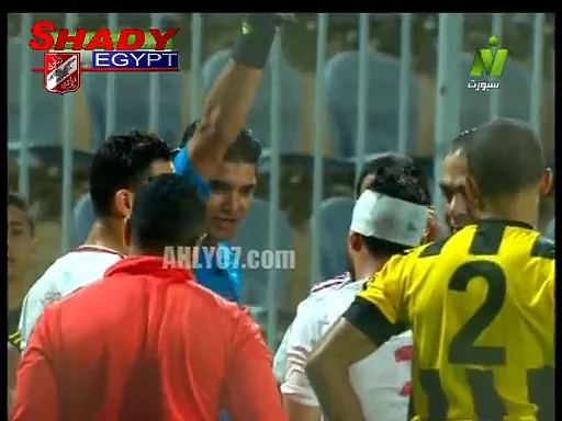 مسخرة وكوميديا طارق حامد لاعب الزمالك والكاميرا الخفية في مباراة المقاولون العرب