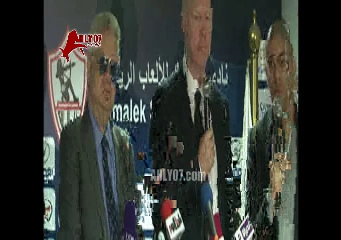 مسخرة السنين مرتضى منصور يأمر زيدان بعدم ترجمة كلماته الكوميدية عن ماكليش