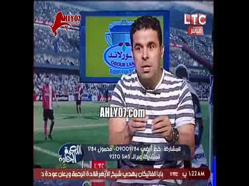 متصل يحرج خالد الغندور فاكر لما انت والزمالك احتفلتوا بعد مجزرة كرم القواديس ورد مضحك من الغندور