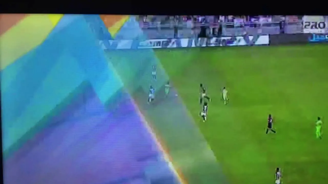 شاهد هدف مسخرة وكوميدي في ديربي جدة من مدافع اتحاد جده يتسبب في تقدم اهلي جده