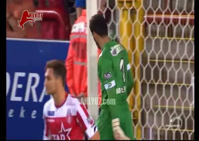 شاهد أغرب هدف ذاتي في التاريخ في أول مباراة لتريزجيه مع فريقه الجديد موسكرون بالدوري البلجيكي