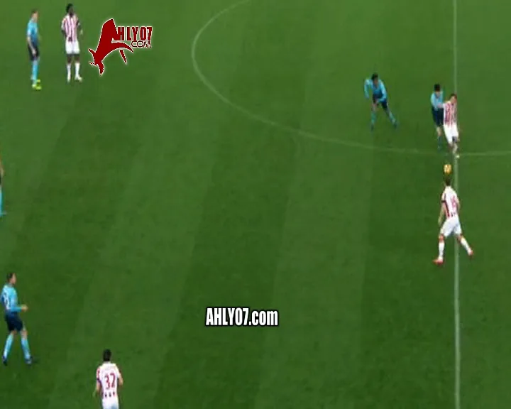 شاهد رمضان صبحي كاد يحرز هدف ثاني لستوك سيتي ويغالط حارس مرمى سوانزي بإنفراد