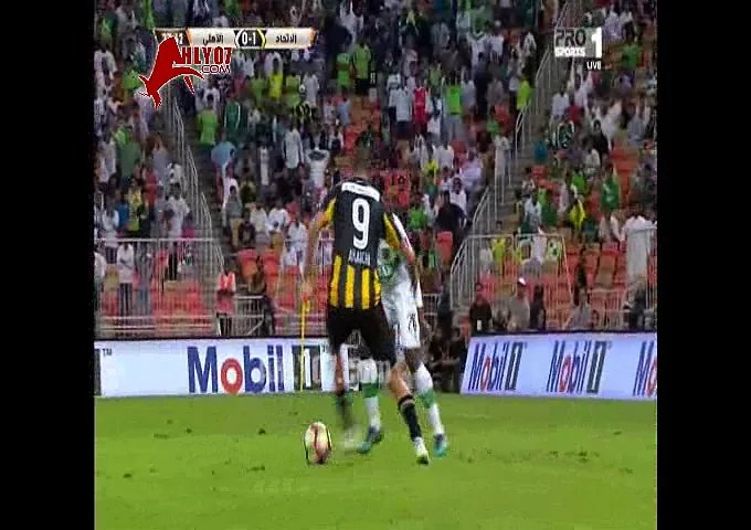 شاهد محمود كهربا يشعل ديربي السعودية ويحرز هدف معلم في  شباك اهلي جده لصالح الاتحاد في الكاس