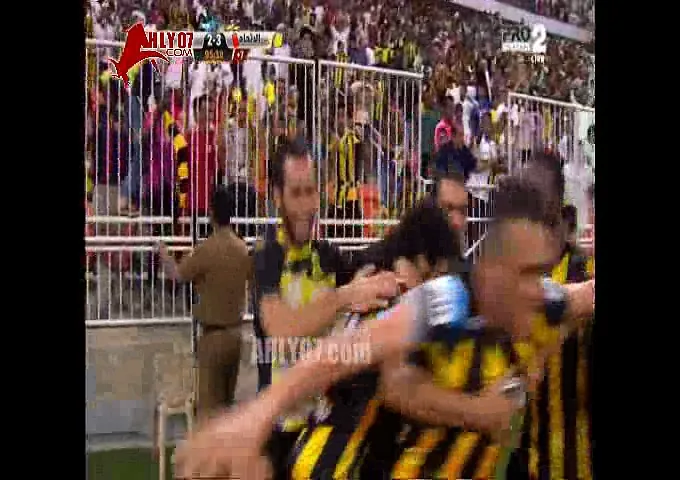 شاهد اتحاد جده يحرز هدف قاتل في الثانية الاخيرة ويحول هزيمته الى فوز بمساعدة كهربا امام الفتح 3-2