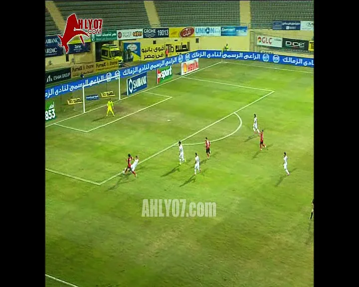 شاهد أغرب لقطة في مباراة الأهلي والزمالك للونش لاعب الزمالك تدهش الجميع