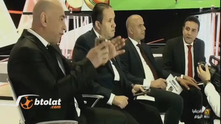 شاهد رد فعل نبيل معلول ووائل جمعة وحسام حسن لحظة فوز منتخب مصر على بوركينا والاهداف والصعود للنهائي من الكواليس
