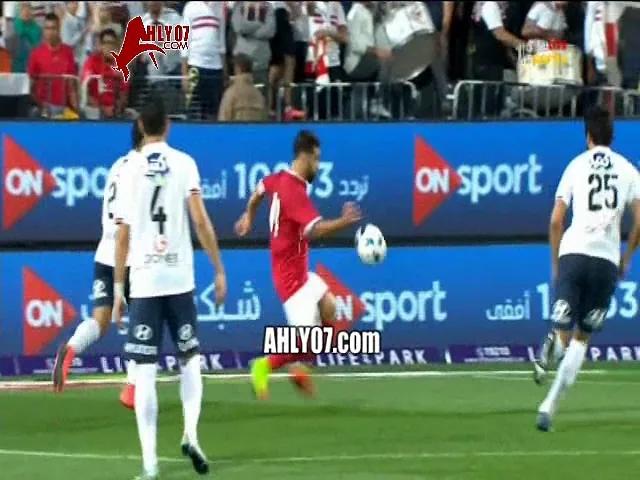 شاهد خبير تحكيمي دولي الاهلي له ركلة جزاء صحيحة في السوبر لم تحتسب امام الزمالك