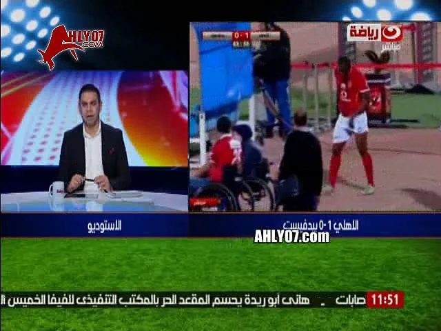دقيقة مسخرة عالهوا بين كريم شحاتة وحسام البدري عالهوا في قناة النهار رياضة