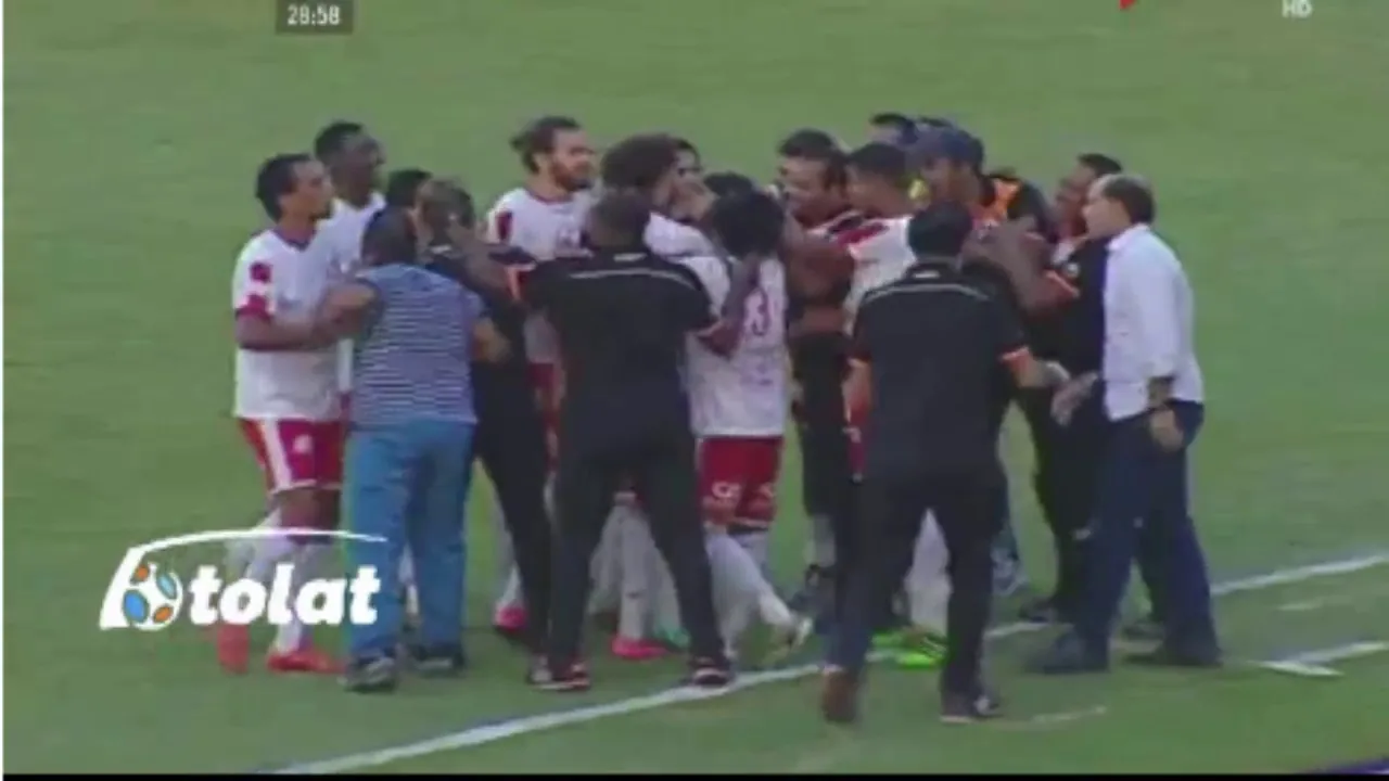 شاهد هدف خرافي وعالمي يحرزه رمضان لاعب التعدين في شباك الجيش في الدوري الممتاز