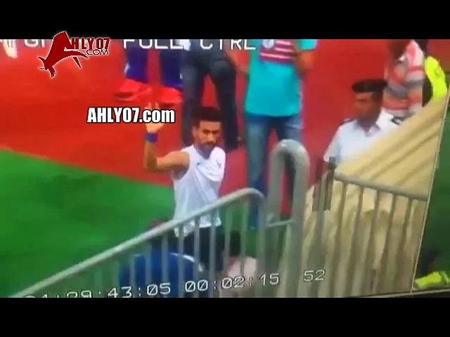 شاهد كيف دافع وبرر بكل بجاحة خالد الغندور عن اشارات باسم مرسي القذرة لجمهور الأهلي في مشهد مؤسف من كابتن الزمالك السابق