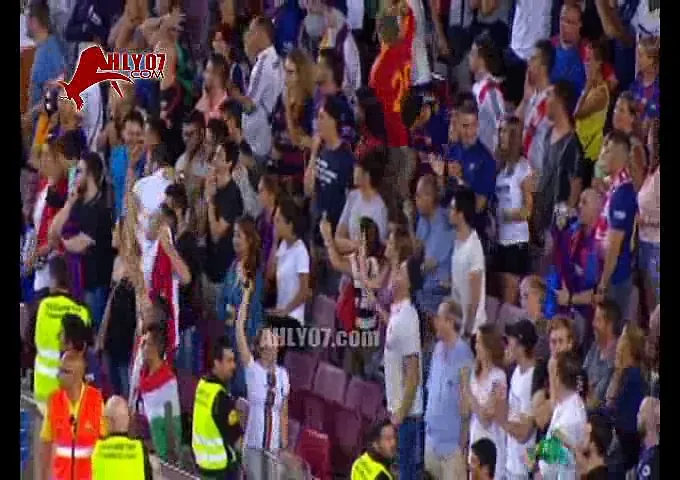 شاهد هدف ريال مدريد الثالث اسينسيو يخرب عقلك يا راجل بتعليق مدحت شلبي في برشلونة 3-1 سوبر كلاسيكو